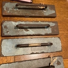 布　裁断時に使うオモシ