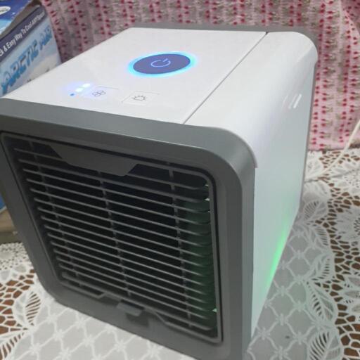 ✴️お譲り決まりましたARCTIC   AIR  ミニ卓上冷風扇　美品‼️