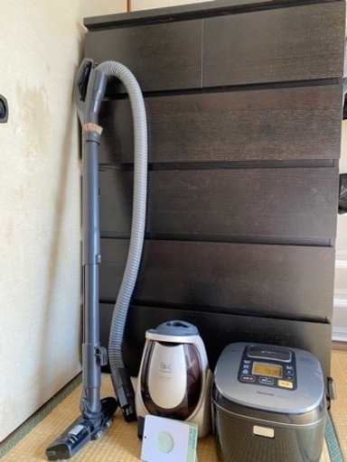 三菱　掃除機　Panasonic 一升炊き炊飯器　IKEA タンス