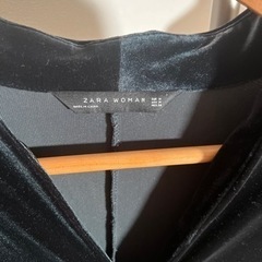 ZARA ベルベットドレス Mサイズの画像