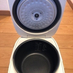 タイガーマイコン炊飯ジャー 5.5合 JBH-G101の画像