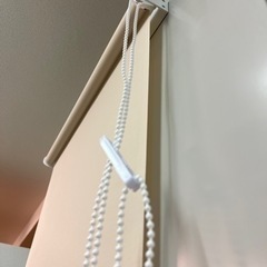 【値下げ】ロールカーテン　ロールスクリーン　ベージュ 残り2つの画像