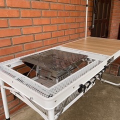 最終値下げ　アウトドア　キッチンテーブル　＋　ミニコンロセットの画像