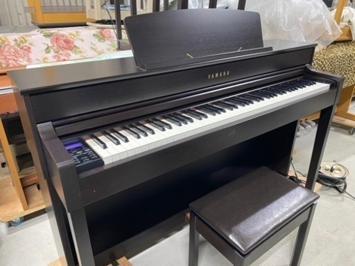 お薦め品‼️木製鍵盤‼️最高グレード‼️ヤマハ クラビノーバ電子ピアノCLP-575R 2017年