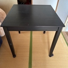 正方形　長テーブル