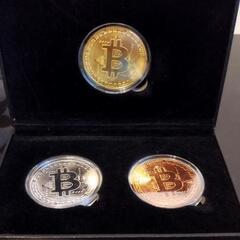 ビットコイン 3色セット ケース付き　レプリカの画像