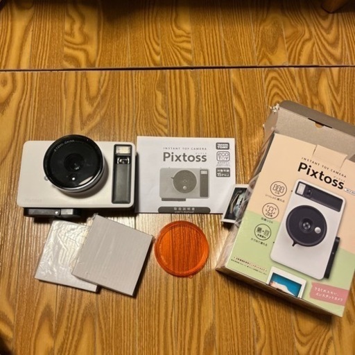 pixtoss ミルクホワイト