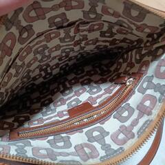 ②GUCCI、コーチの画像