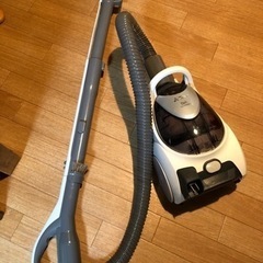 (お話中)三菱　キャニスター型掃除機