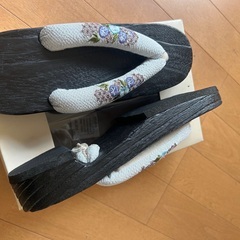 シックな浴衣下駄　新品　の画像
