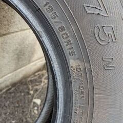 195/80r14 タイヤ四本の画像
