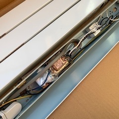 照明器具　蛍光灯の画像