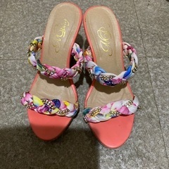 夏用サンダル？