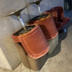 スナック家具の画像