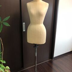 【商談中】婦人服トルソー