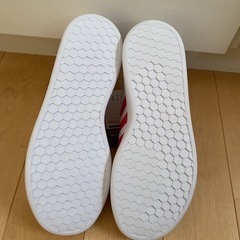 adidas アディダス　スニーカーの画像