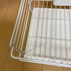 パール金属　珪藻土　水切りラックかご　ホワイト　珪藻土トレー付きの画像