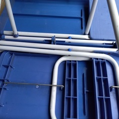 キャンプ用折り畳み椅子、テーブルの画像