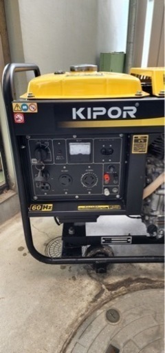 ディーゼルエンジン　発電機　KIPOR 