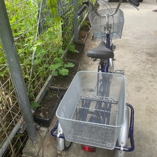 三輪車