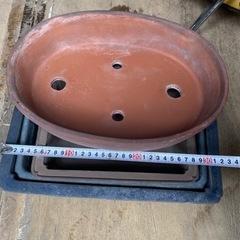 盆栽鉢　植木鉢　大中小セットおまけ付きの画像