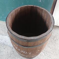 樽型ゴミ箱の画像