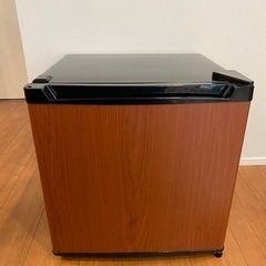 【値下げしました！美品★コンパクト冷蔵庫】46L 小型冷蔵庫　2...