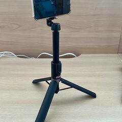 スマホスタンド　¥1,000の画像