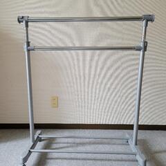 【お譲り先決まりました】2段ハンガーラック ニトリ