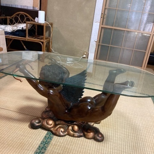ブロンズ像　テーブル（決まりました）