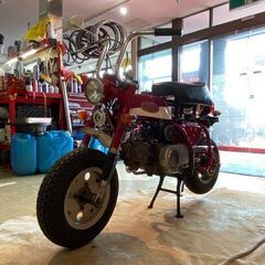 □ 極上 HONDA MONKEY Z50A ホンダ モンキー レッド 50cc 当時物 実動! 原付 原チャリ バイク 札幌発 ★の画像