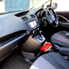 ２３年式★マツダプレマシー★２年車検・２年保証付き下取り可能！の画像