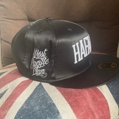 【海外限定品】CROWNS👑帽子💜値下げの画像