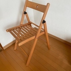 木製　折り畳み椅子の画像