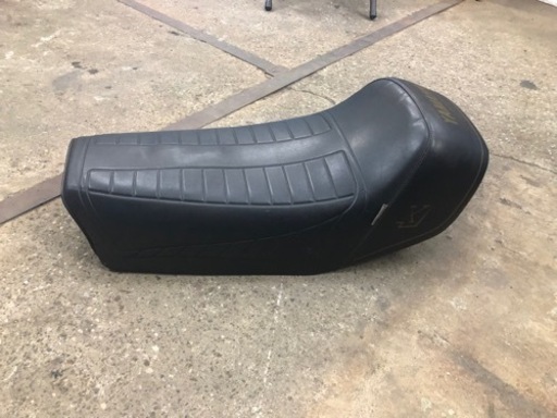 YAMAHA  XJ550 シート