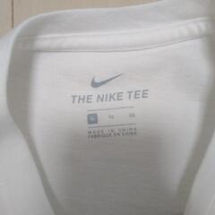 NIKE Tシャツの画像
