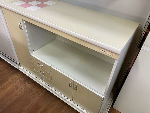 ⑥ リサイクルショップスターズ城西店 レンジ台 収納 食器 小型家電 ホワイト 可愛い