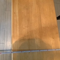 脚折り畳みテーブルの画像