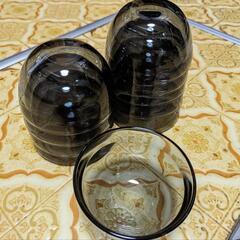 ガラス製 黒色小鉢10個セットの画像