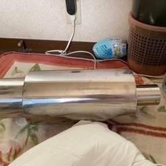 ワンオフマフラー極太リアタイコ