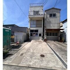 駅近✨苅藻駅まで徒歩5分❕1F広い作業場倉庫、出入口をシャッター...