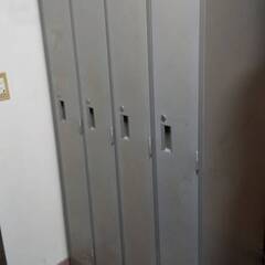 4人用ロッカー　　お話中です。の画像
