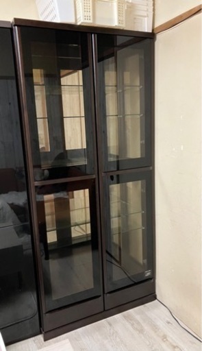 日本製　高級　コレクションボード　ガラスボード　ハイタイプ　ダークブラウン