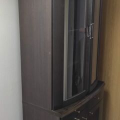  【食器棚】5/30迄に引き取り可能な方~お車横づけ30秒で積み込み～の画像