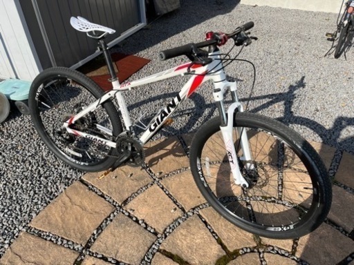 マウンテンバイク　GIANT ATX 中古
