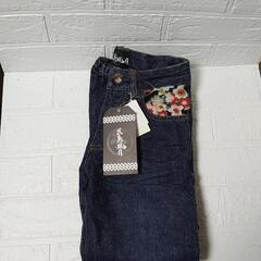 新品！　子供服　花鳥風月　ジーンズ　(110)の画像
