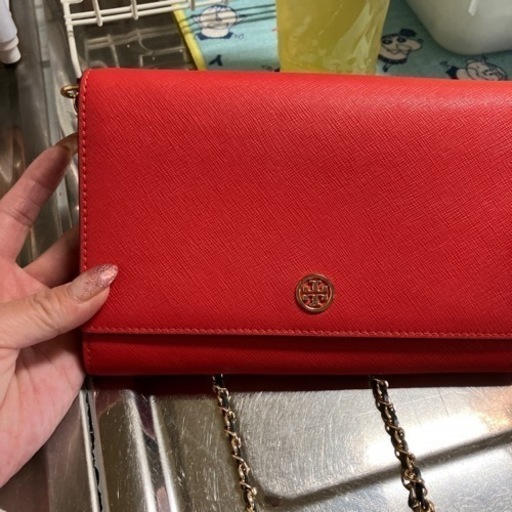 トリバーチショルダー