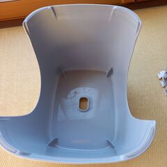 新品　風呂の椅子(高さ有り)　300円の画像