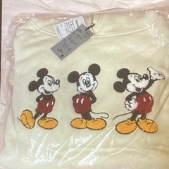 トレーナー新品未使用品