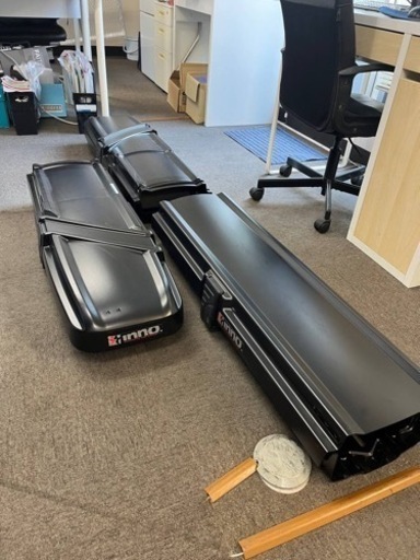 【取引終了】釣り竿　ロッドボックス　ルーフキャリア　inno.　ロッドホルダー　長いロッド　室内保管